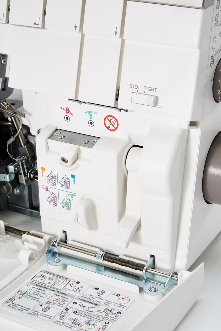 Janome AirThread 2000D Professional Overlocker