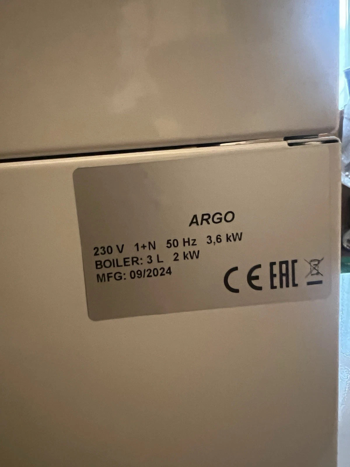 M-TECH Smart Argo Industrial Vacuum & Heated Suction Ironing Table