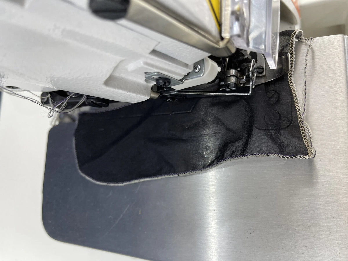 Wilcox & Gibbs M700-N/K Industrial 3-Thread Roll Hem Overlocker