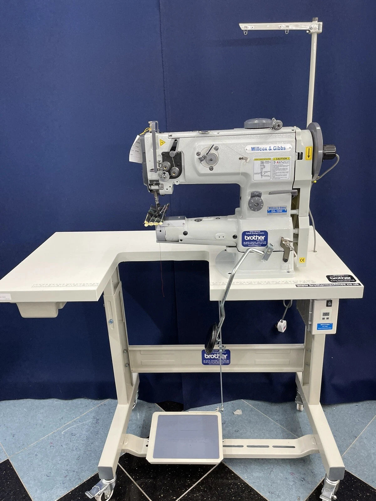 Wilcox & Gibbs EA 1342 Cylinder Arm Walking Foot Industrial Sewing Machine