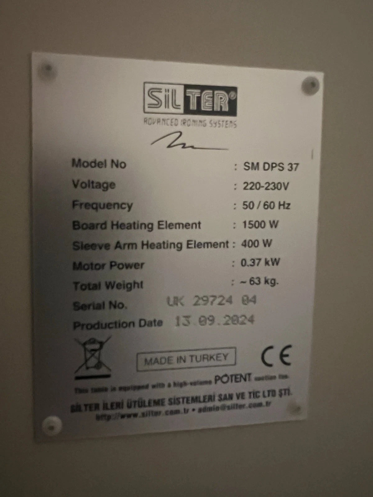 Silter Industrial Heated Vacuum Ironing Table with Sleeve Arm